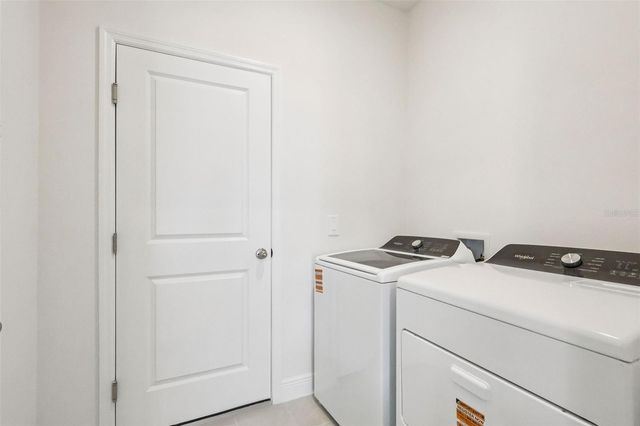 2277 HEN ROAD, Minneola, FL 34715