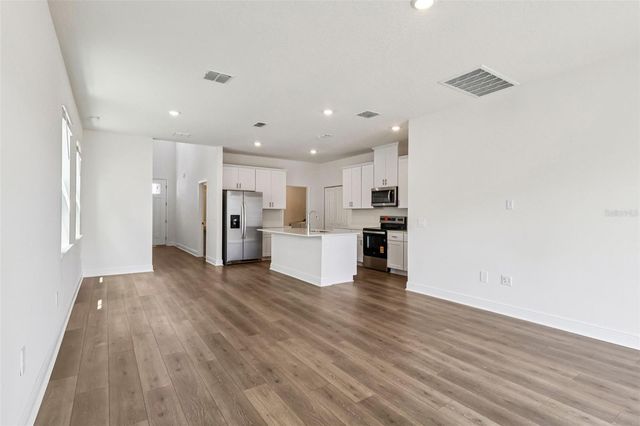 2277 HEN ROAD, Minneola, FL 34715