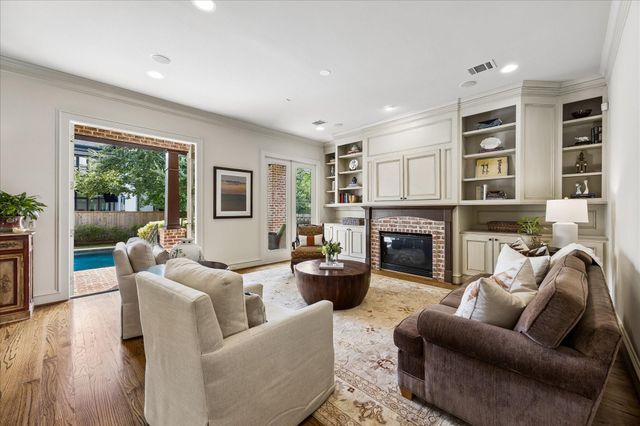 4037 Dumbarton Street, Houston, TX 77025