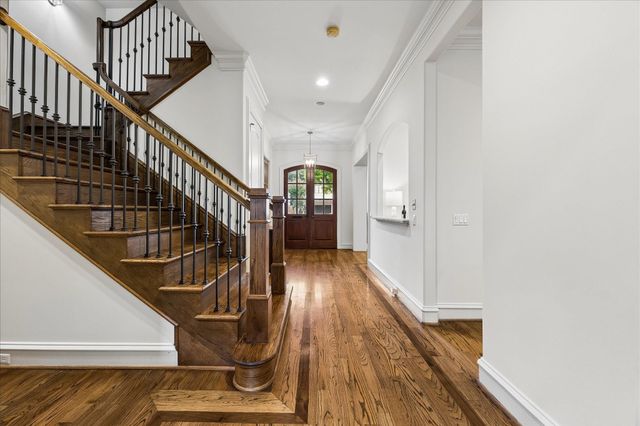 4037 Dumbarton Street, Houston, TX 77025