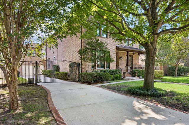 4037 Dumbarton Street, Houston, TX 77025