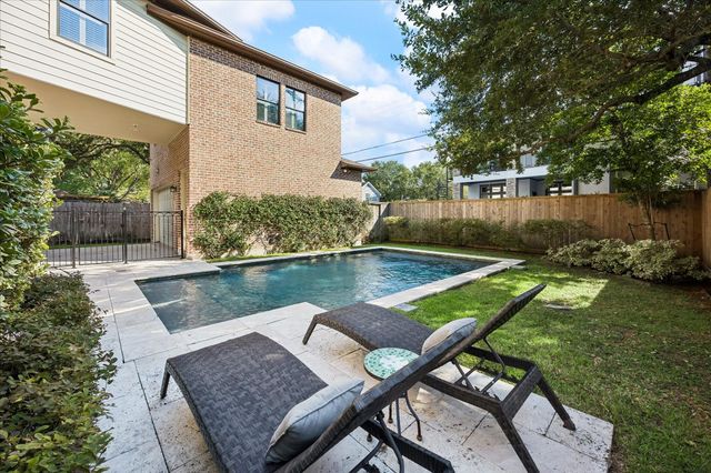 4037 Dumbarton Street, Houston, TX 77025