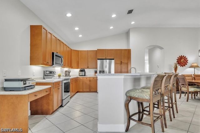 9276 Aviano DR 202, Fort Myers, FL 33913