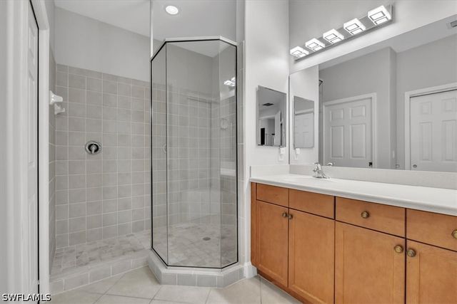 9276 Aviano DR 202, Fort Myers, FL 33913