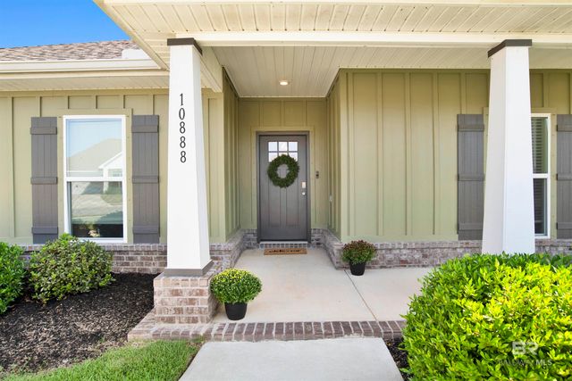 10888 Winning Colors Trail, Daphne, AL 36526