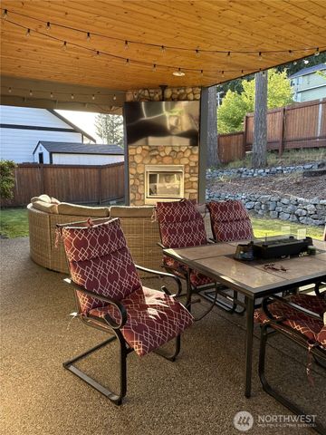4129 Grotto Court SW, Tumwater, WA 98512