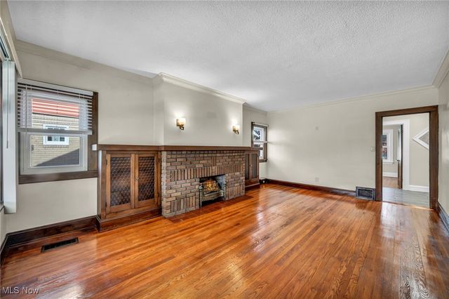 3699 W 165th Street, Cleveland, OH 44111