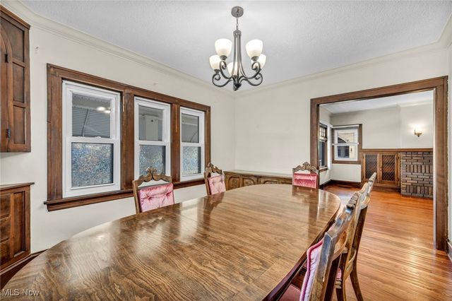 3699 W 165th Street, Cleveland, OH 44111