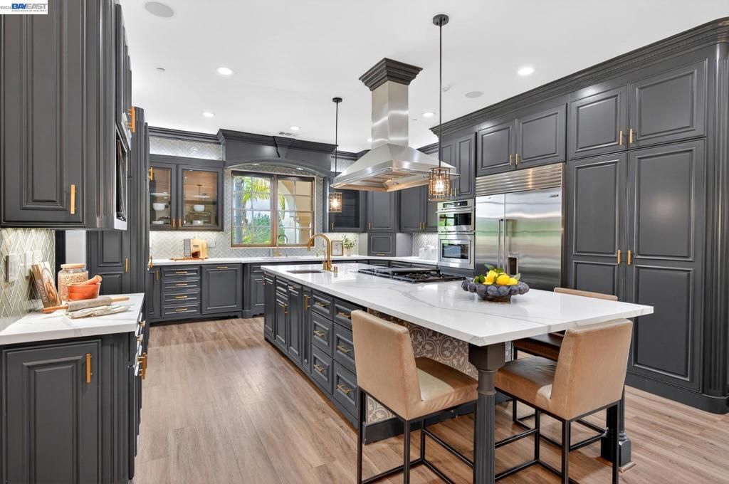 Image 19 of property listing at 2751 Crellin RD, Pleasanton, CA 94566