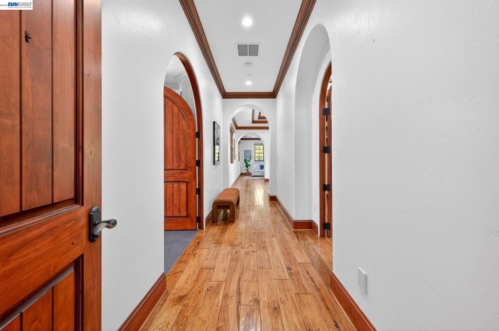 Image 48 of property listing at 2751 Crellin RD, Pleasanton, CA 94566