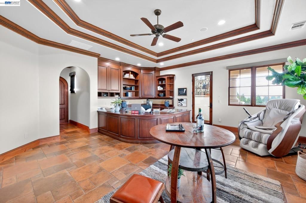 Image 66 of property listing at 2751 Crellin RD, Pleasanton, CA 94566