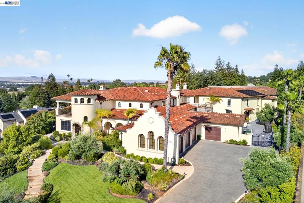Image 91 of property listing at 2751 Crellin RD, Pleasanton, CA 94566