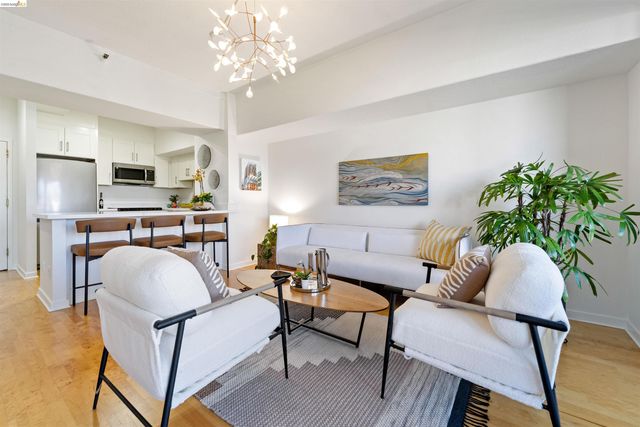 6363 Christie Ave 525, Emeryville, CA 94608