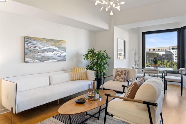 6363 Christie Ave 525, Emeryville, CA 94608