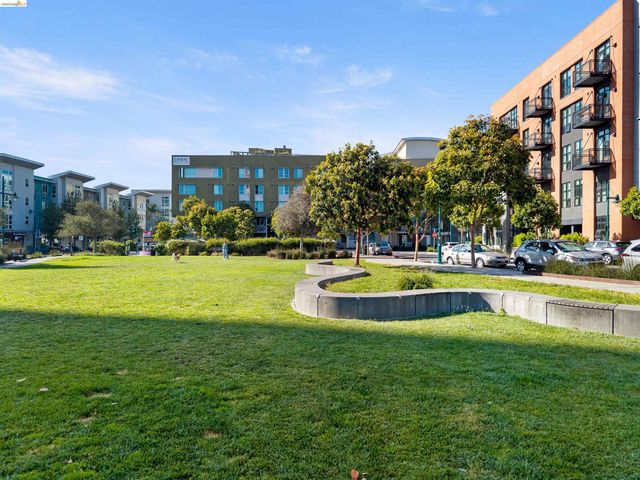 6363 Christie Ave 525, Emeryville, CA 94608