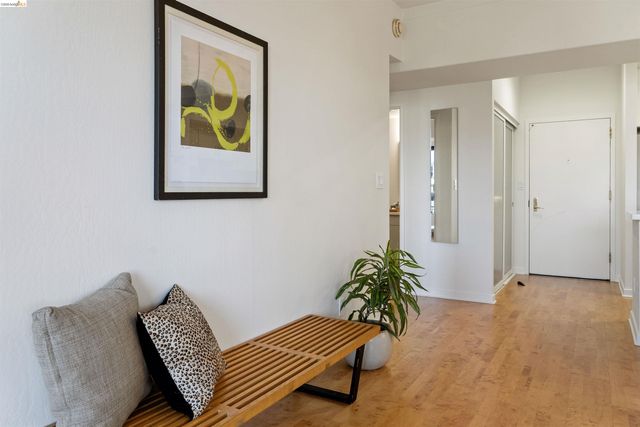 6363 Christie Ave 525, Emeryville, CA 94608