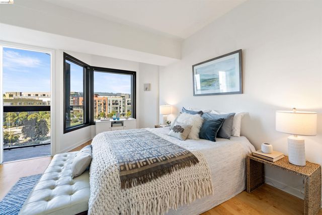 6363 Christie Ave 525, Emeryville, CA 94608