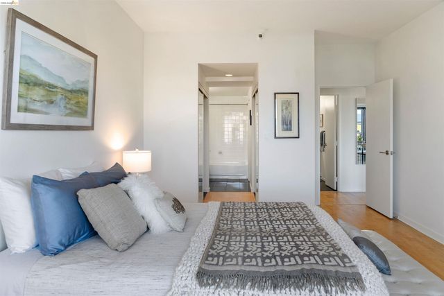 6363 Christie Ave 525, Emeryville, CA 94608