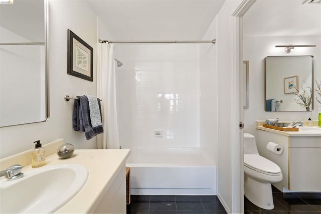 6363 Christie Ave 525, Emeryville, CA 94608