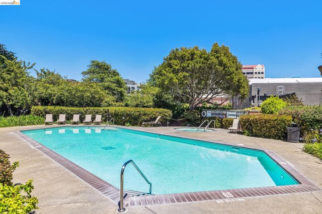 6363 Christie Ave 525, Emeryville, CA 94608