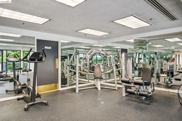 6363 Christie Ave 525, Emeryville, CA 94608