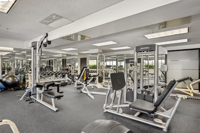 6363 Christie Ave 525, Emeryville, CA 94608