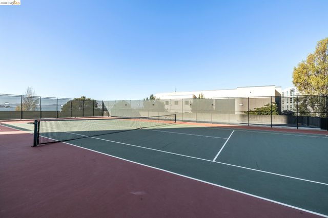 6363 Christie Ave 525, Emeryville, CA 94608