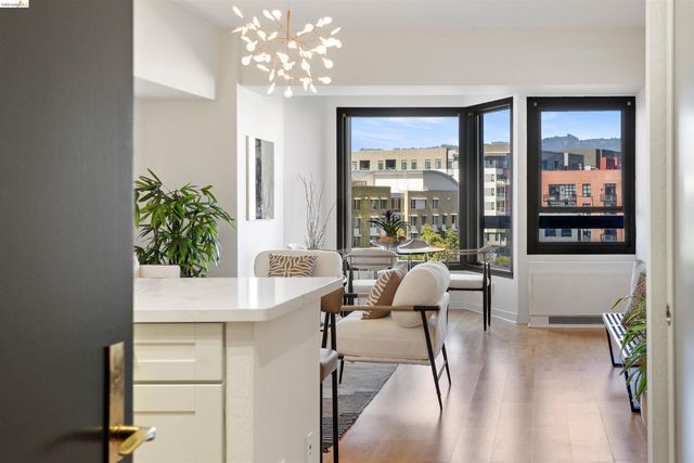6363 Christie Ave 525, Emeryville, CA 94608