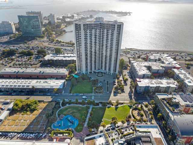 6363 Christie Ave 525, Emeryville, CA 94608
