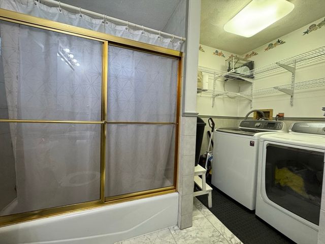 47 Shawmut St, Revere, MA 02151