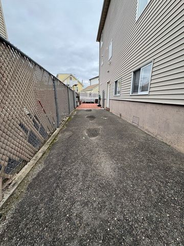 47 Shawmut St, Revere, MA 02151