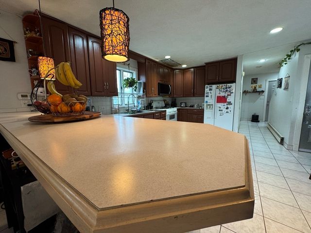 47 Shawmut St, Revere, MA 02151