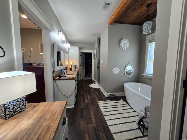 1030 Cadron Settlement Lane, Conway, AR 72034