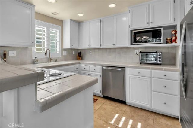 41588 Jupiter Hills Court, Palm Desert, CA 92211