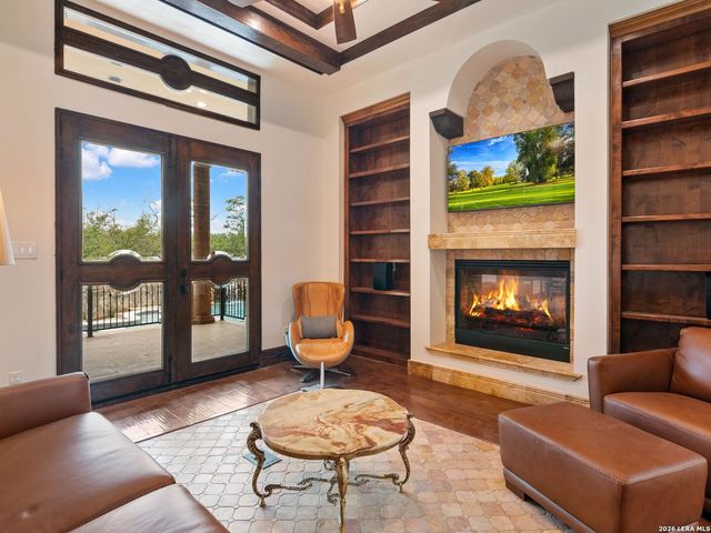 45 Champions Run, San Antonio, TX 78258