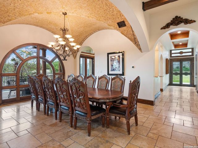 45 Champions Run, San Antonio, TX 78258