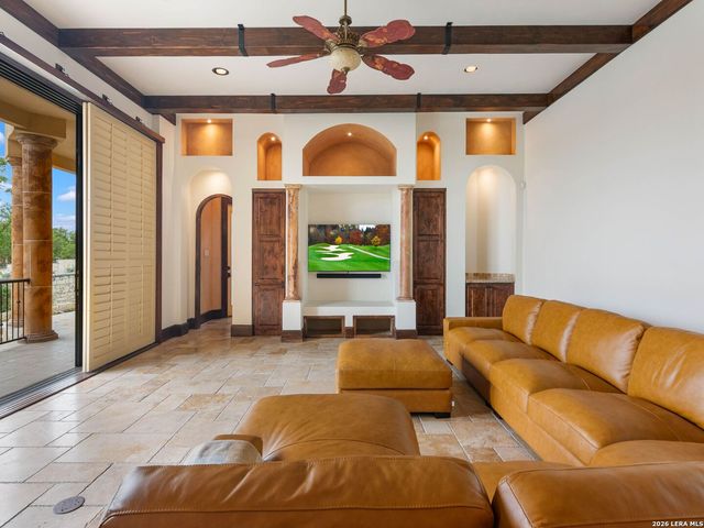 45 Champions Run, San Antonio, TX 78258