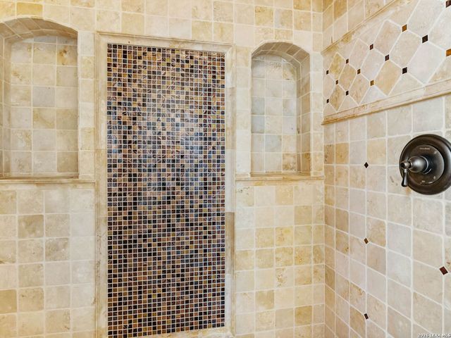 45 Champions Run, San Antonio, TX 78258