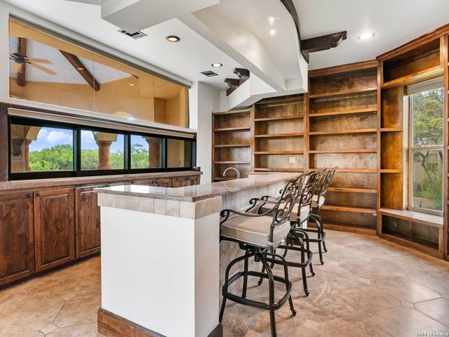 45 Champions Run, San Antonio, TX 78258