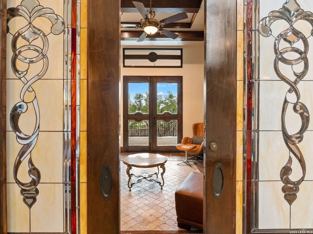 45 Champions Run, San Antonio, TX 78258