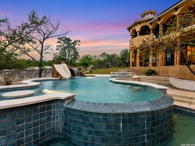 45 Champions Run, San Antonio, TX 78258