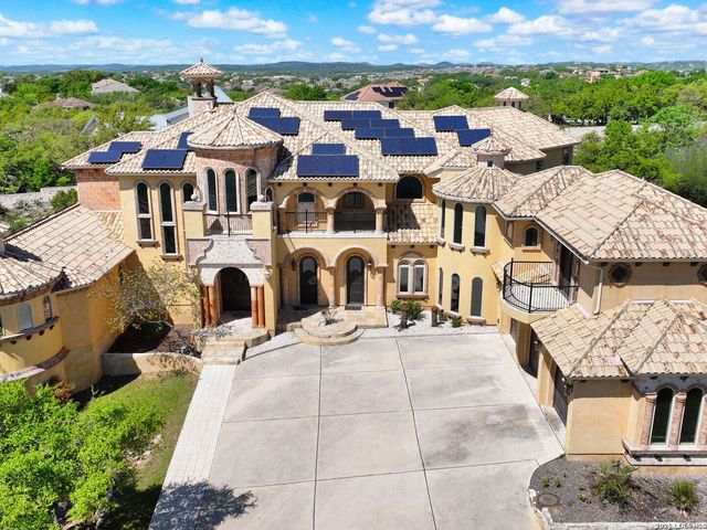 45 Champions Run, San Antonio, TX 78258