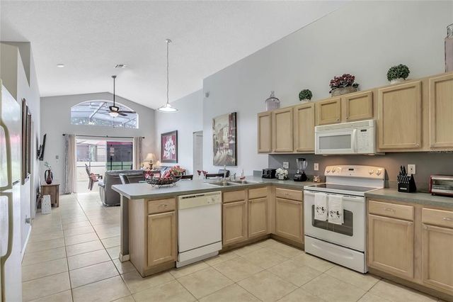 8471 SECRET KEY COVE, Kissimmee, FL 34747