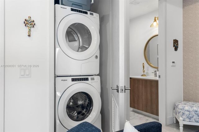 17550 Collins Ave 802, Sunny Isles Beach, FL 33160