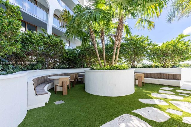 3900 Alton Road 208, Miami Beach, FL 33140