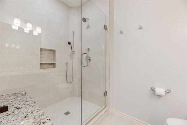 321 Metropolitan Drive, Plano, TX 75023