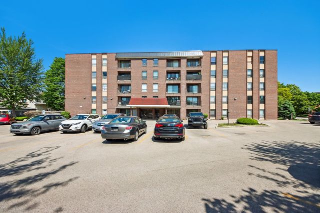 6330 Lincoln Avenue 3C, Morton Grove, IL 60053