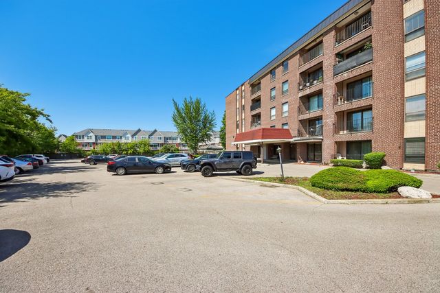 6330 Lincoln Avenue 3C, Morton Grove, IL 60053