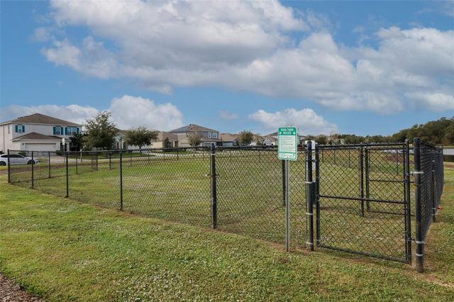 1864 GREEN DRAGON DRIVE, St Cloud, FL 34771