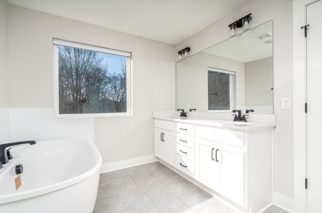 873 Preston Rd, Antioch, TN 37013